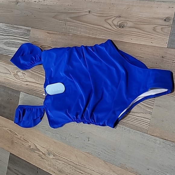 Hilinker Women's Ruffle Shoulder One Piece Bathing Suit - Picture 5 of 5